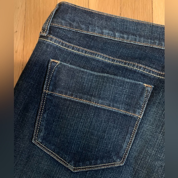 EUC OLD NAVY “THE SWEETHEART” 5 POCKET BOOTCUT JEANS IN SIZE 16R - Picture 11 of 13